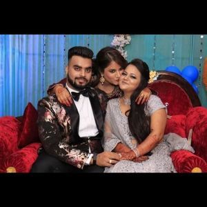 Meet your Posher, Arti